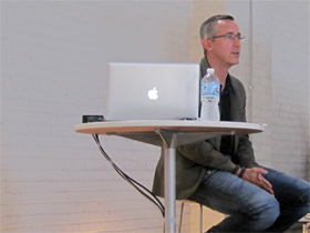 Minimal to the max: Scott Wilson at 31st Chicago CreativeMornings